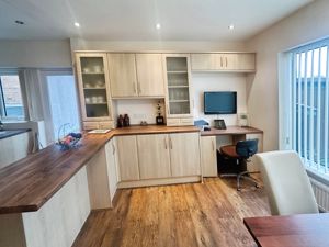 Kitchen- click for photo gallery